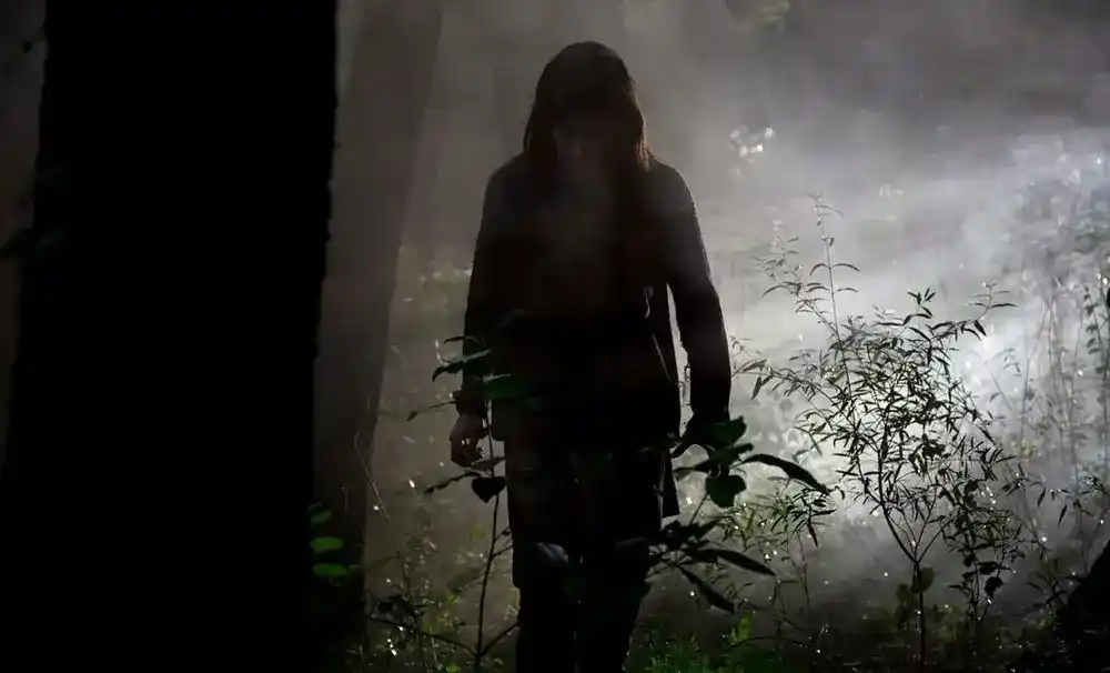 Camp - Tödliche Ferien: Aufregender Horror - Stream (2015) Ein Mädchen in den Ferien im Wald