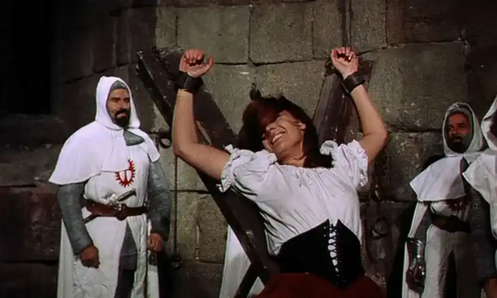 Eine gefesselte Frau