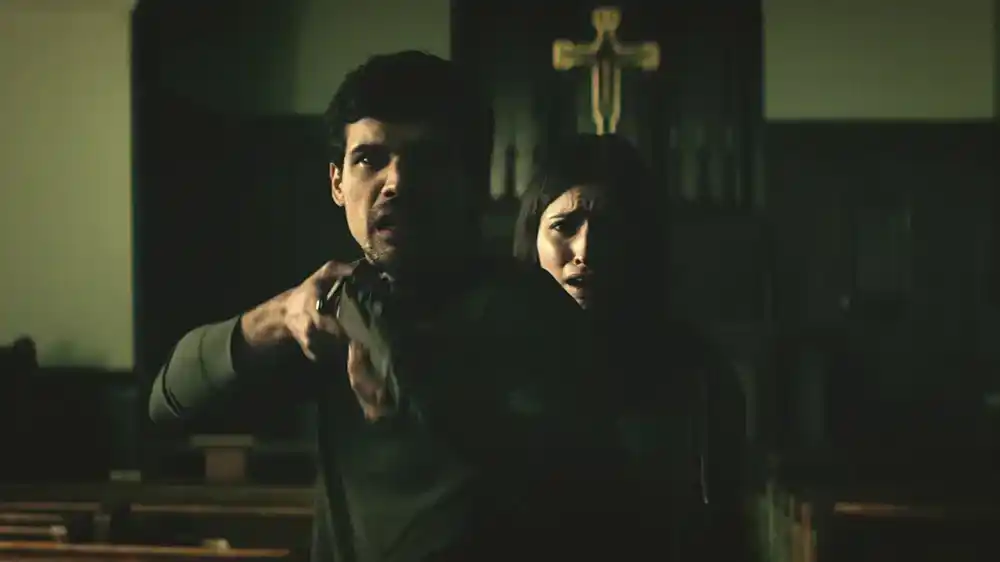 Ana und Freddy in "After - Gefangen in der Zwischenwelt"